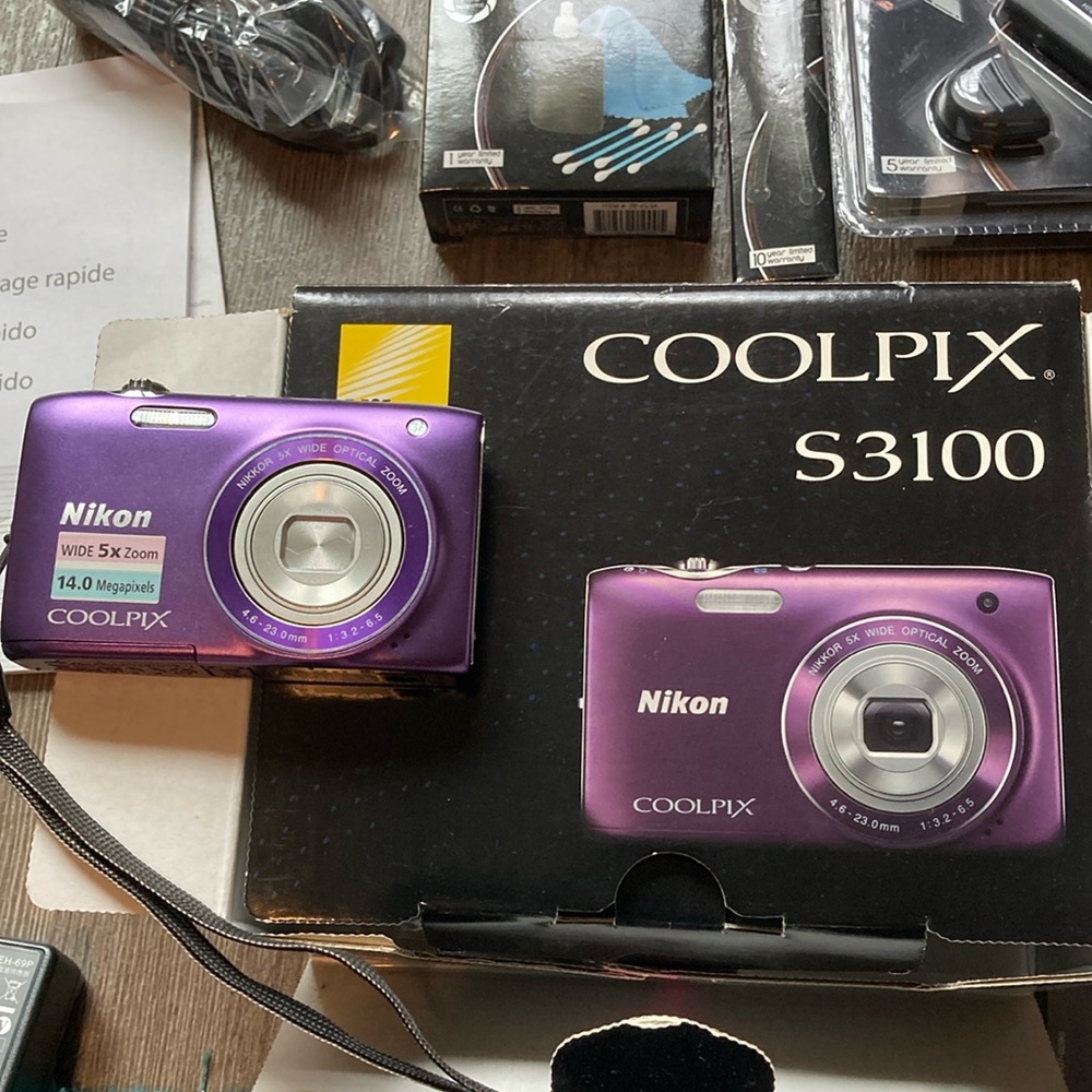 Nikon Coolpix S3100 Purple